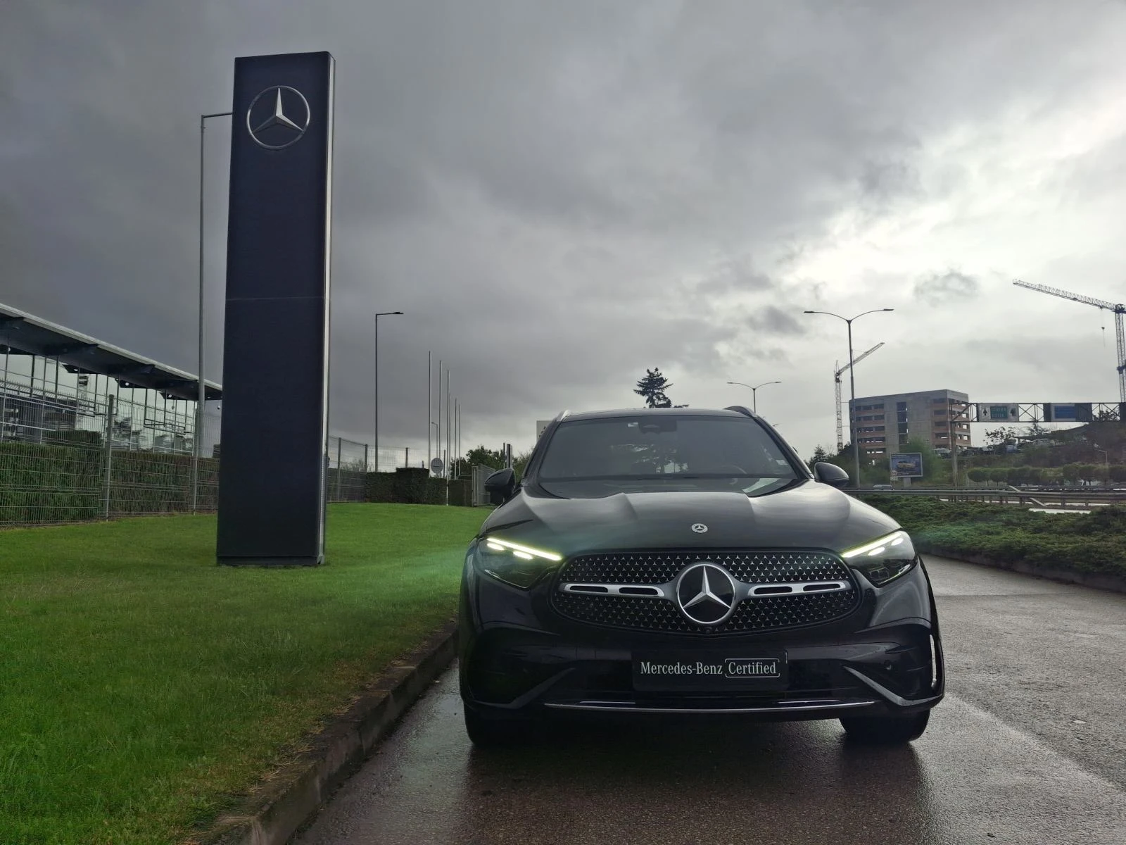 Mercedes-Benz GLC 300 4MATIC, снимка 2 - Автомобили и джипове - 56723496