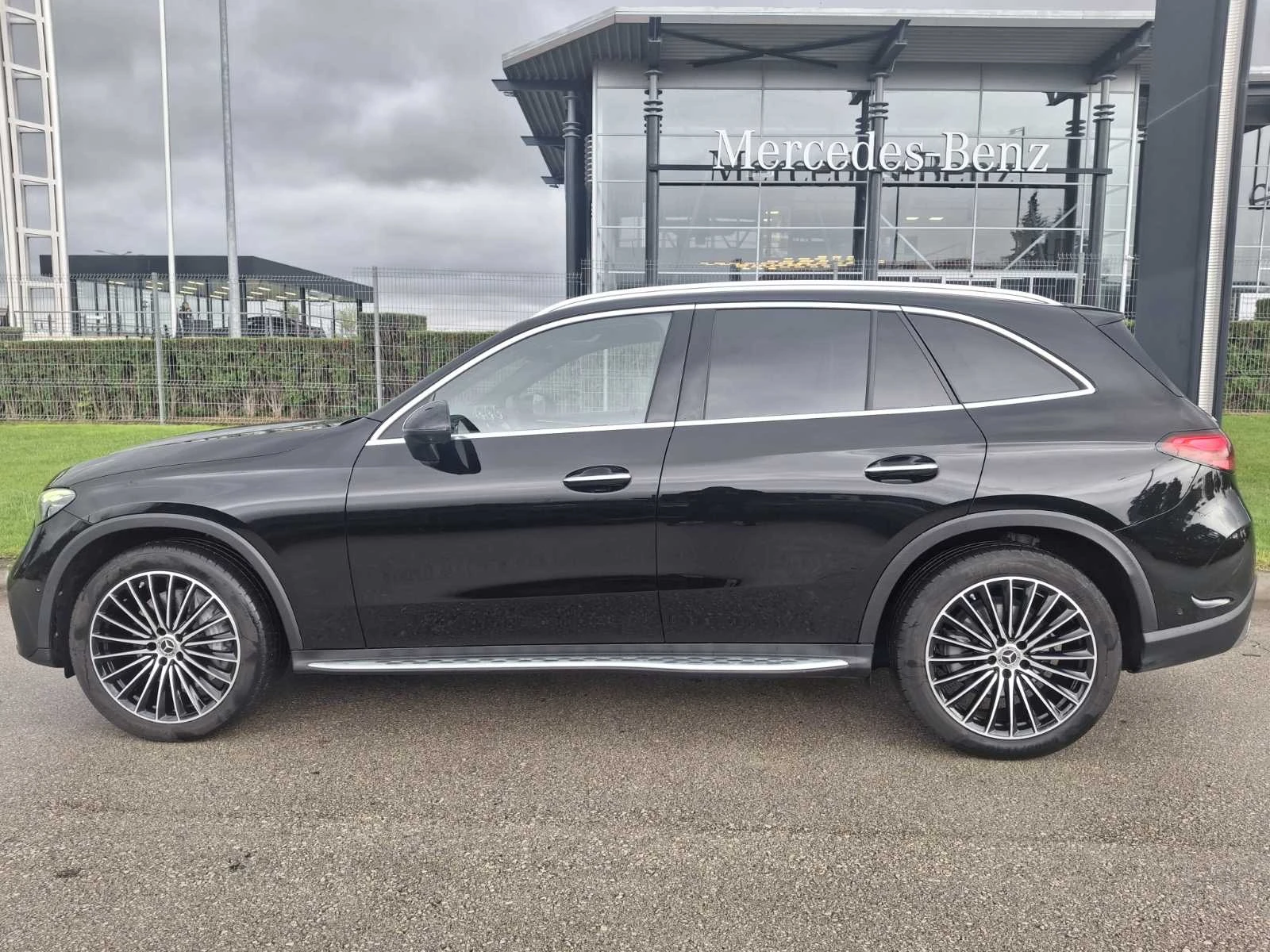 Mercedes-Benz GLC 300 4MATIC, снимка 5 - Автомобили и джипове - 56723496