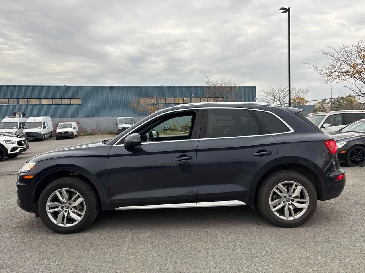 Audi Q5, снимка 2 - Автомобили и джипове - 56739783