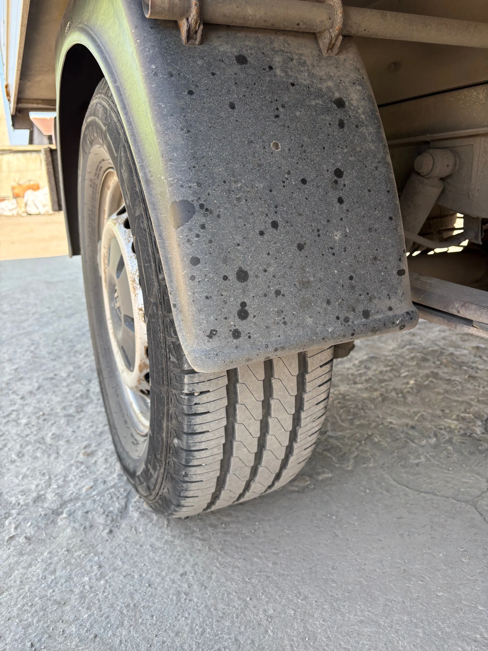 VW Crafter 2.5 136 к.с., снимка 13 - Бусове и автобуси - 53885663