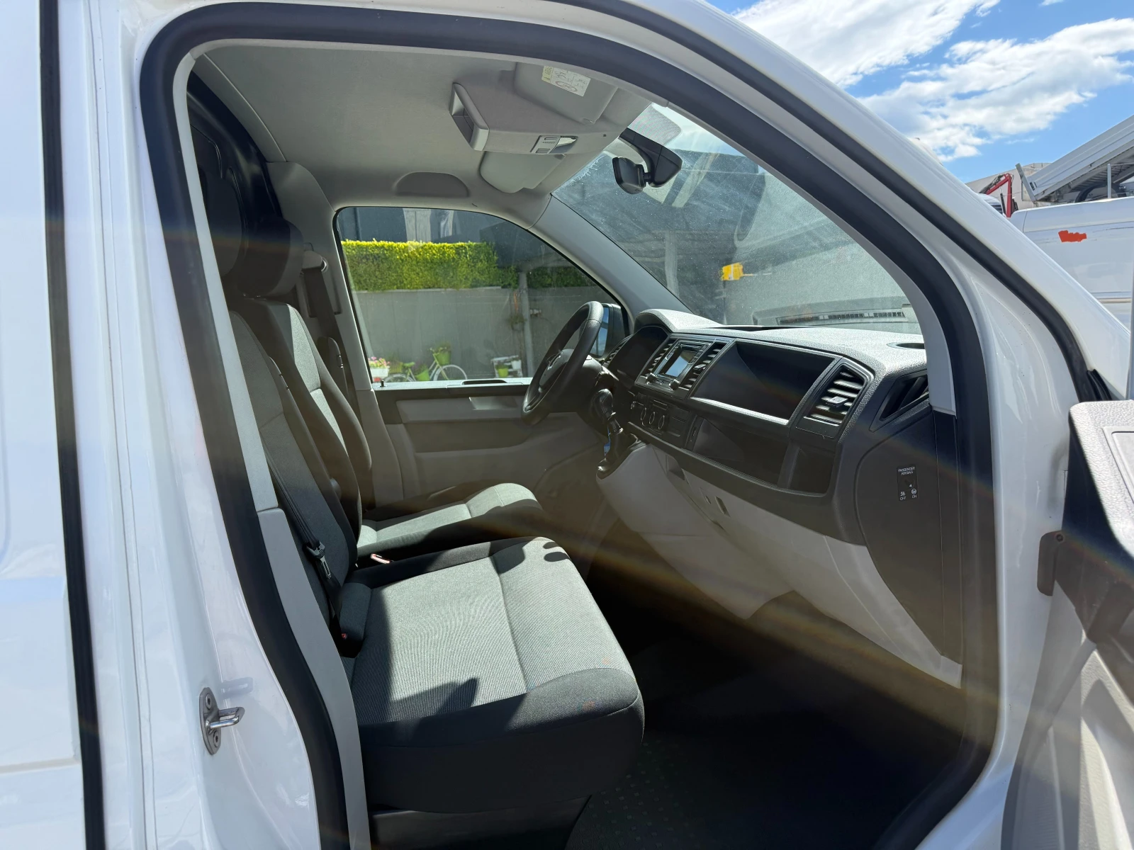 VW Transporter 2.0TDI ����� L1H1 Euro 5  | Mobile.bg � ����������� 9