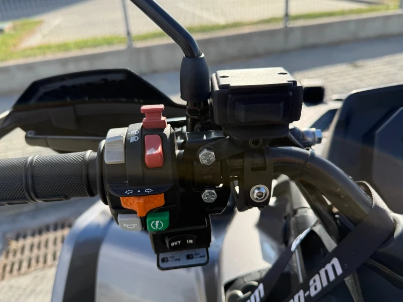 Can-Am Outlander 1000XT* РЕГИСТРАЦИЯ КАТ* ЛЕБЕДКА* КУФАР* BIG GUN, снимка 9 - Мотоциклети и мототехника - 51558026