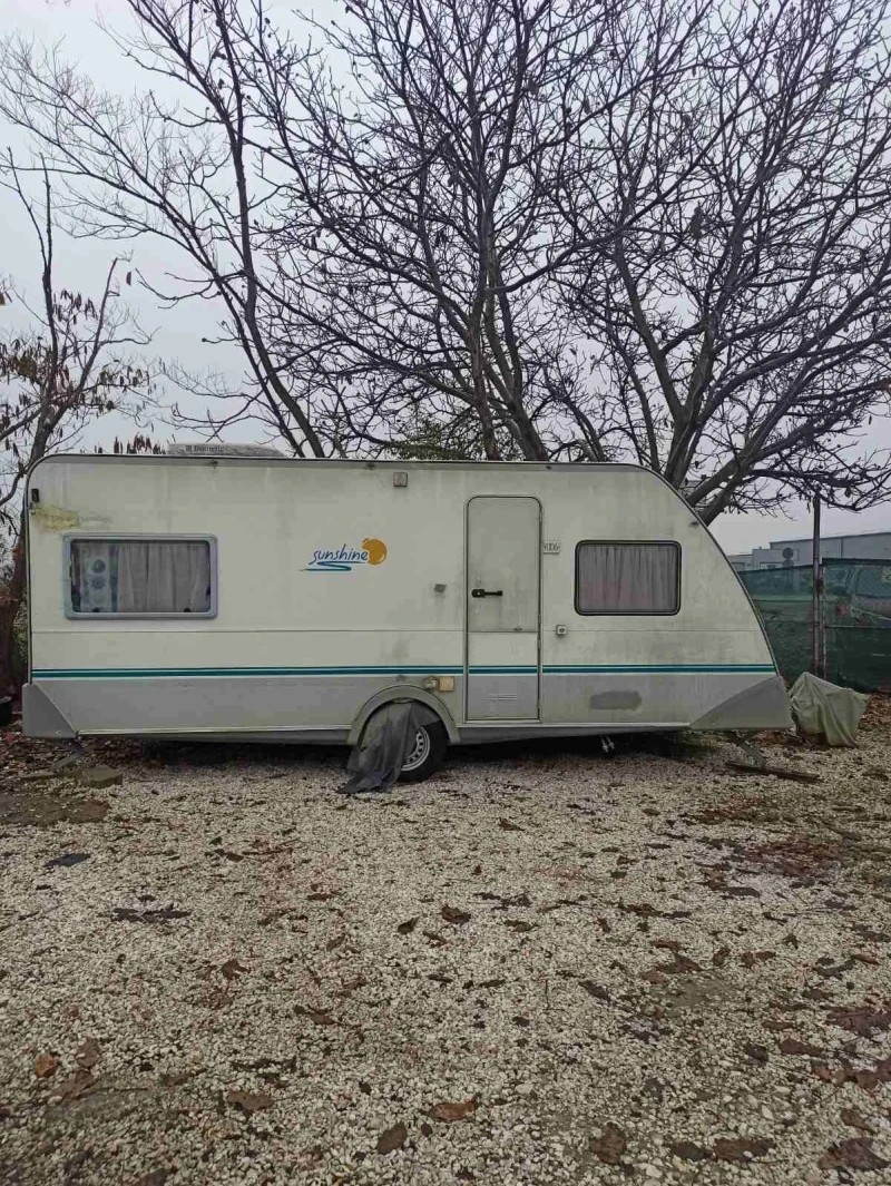 Каравана Knaus, снимка 2 - Каравани и кемпери - 52559680