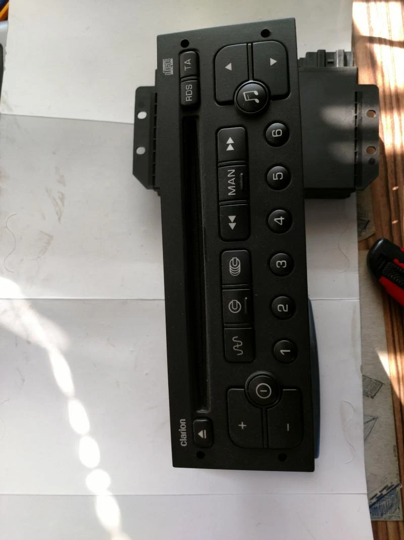 Интериор и аксесоари за Peugeot 206