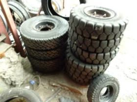 Гуми, снимка 12