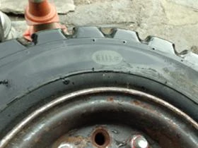 Гуми, снимка 7