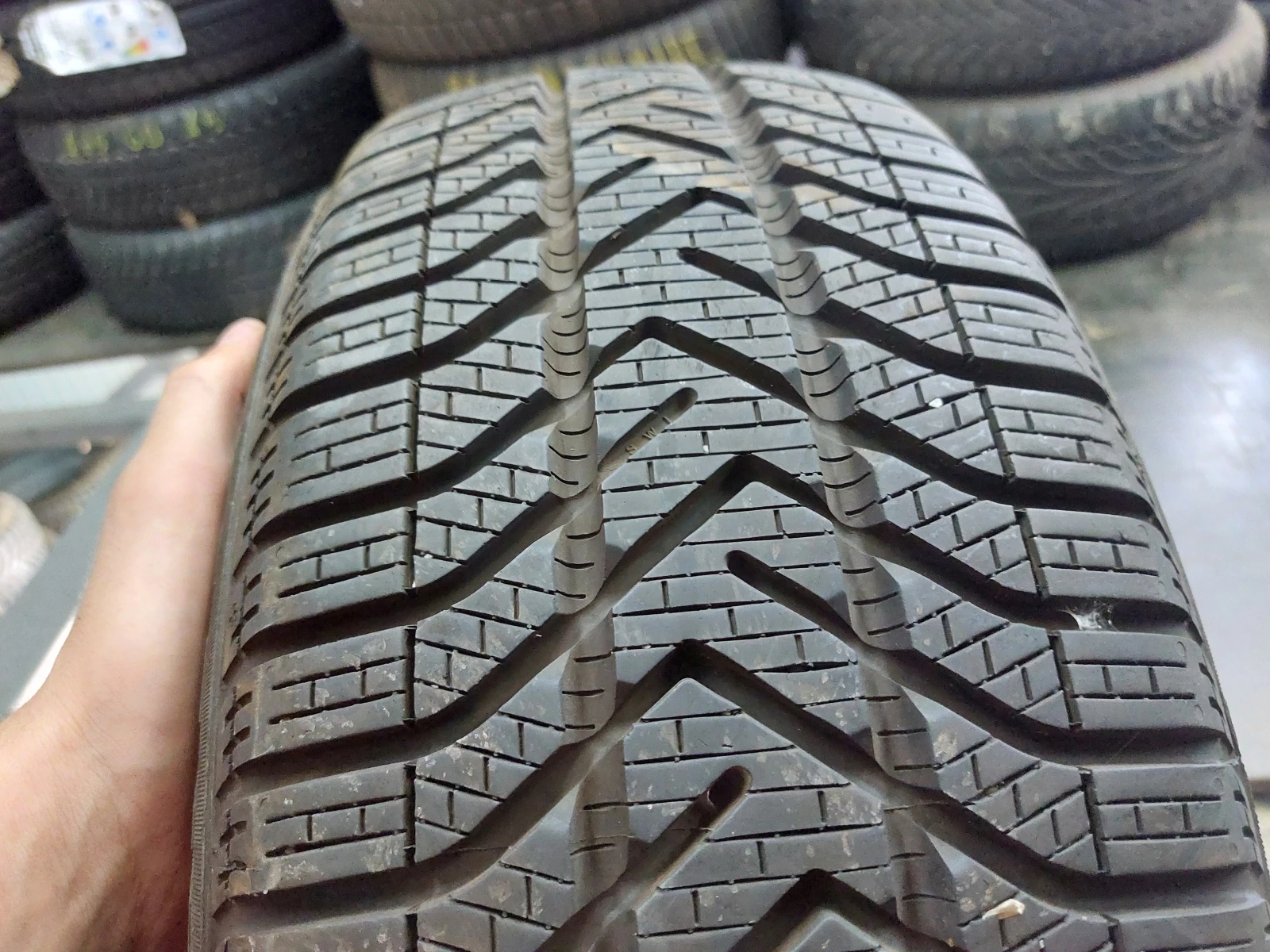���� 205/55R16 | Mobile.bg � ����������� 3