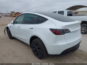 Tesla Model Y LONG RANGE DUAL MOTOR  CARFAX | Mobile.bg    5