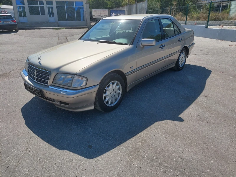 Mercedes-Benz C 220 W202, снимка 1 - Автомобили и джипове - 47329567