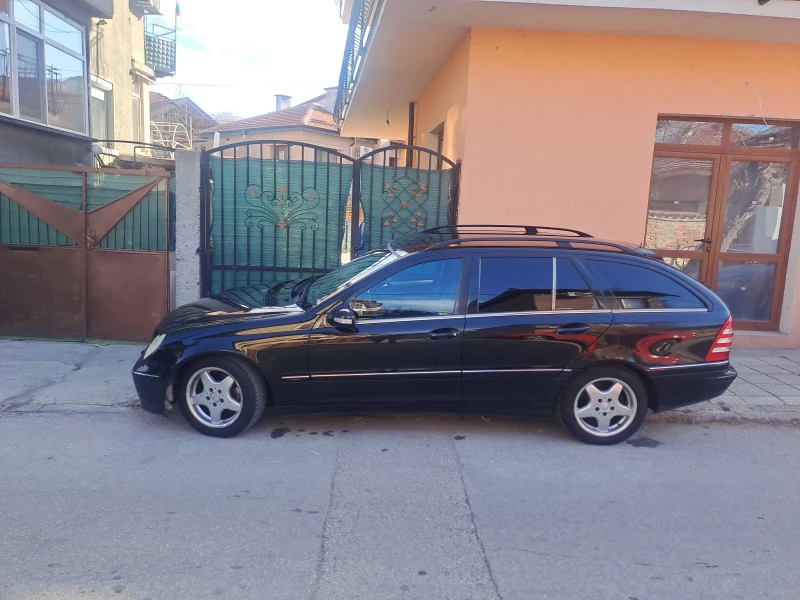 Mercedes-Benz C 200, снимка 1 - Автомобили и джипове - 48130318