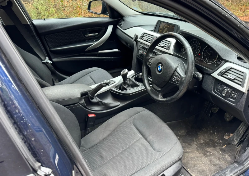 BMW 320, снимка 6 - Автомобили и джипове - 48514152