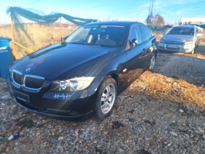 BMW 320 2.0 i, снимка 3 - Автомобили и джипове - 48296815