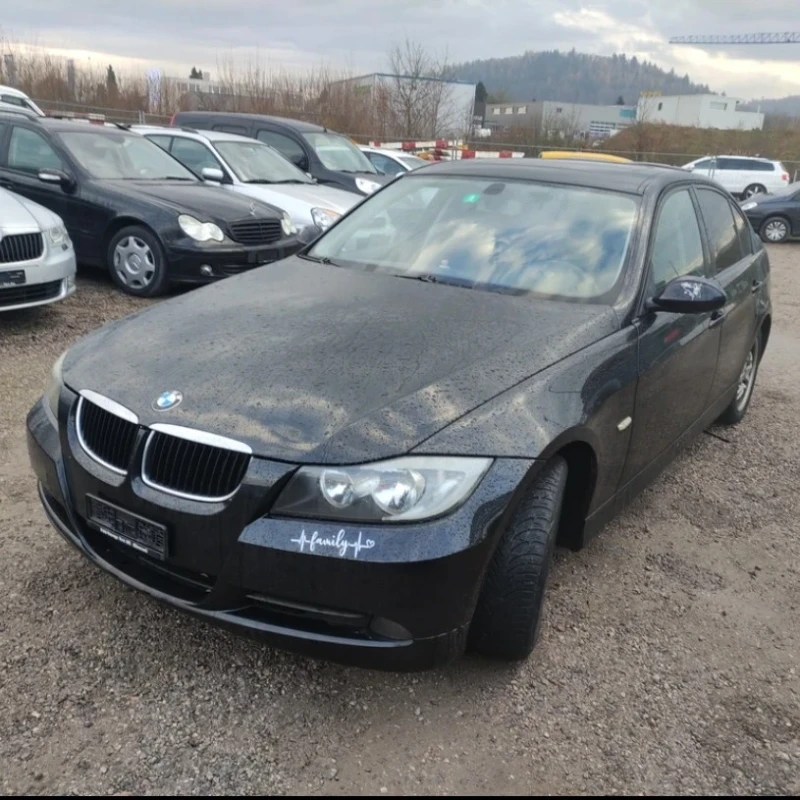 BMW 320 2.0 i, снимка 2 - Автомобили и джипове - 48296815