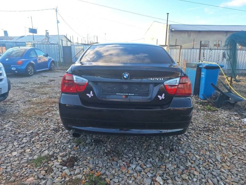 BMW 320 2.0 i, снимка 4 - Автомобили и джипове - 48296815