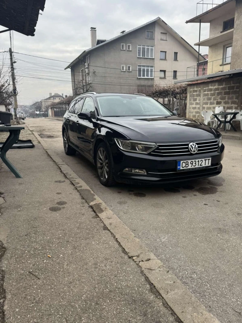 VW Passat комби, снимка 1 - Автомобили и джипове - 48772206