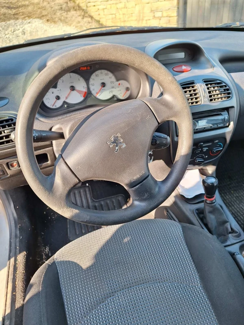 Peugeot 206, снимка 7 - Автомобили и джипове - 48773679