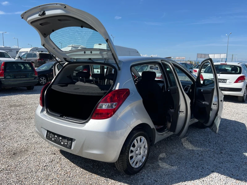 Hyundai I20 ЛИЗИНГ-КЛИМАТИК, снимка 13 - Автомобили и джипове - 51752923
