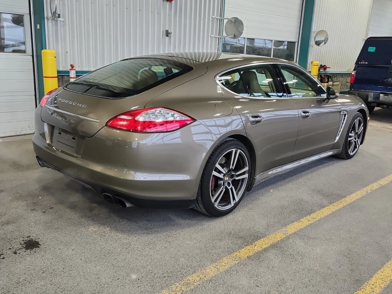 Porsche Panamera TURBO * * CARFAX * * АВТО КРЕДИТ * * , снимка 3 - Автомобили и джипове - 52418391