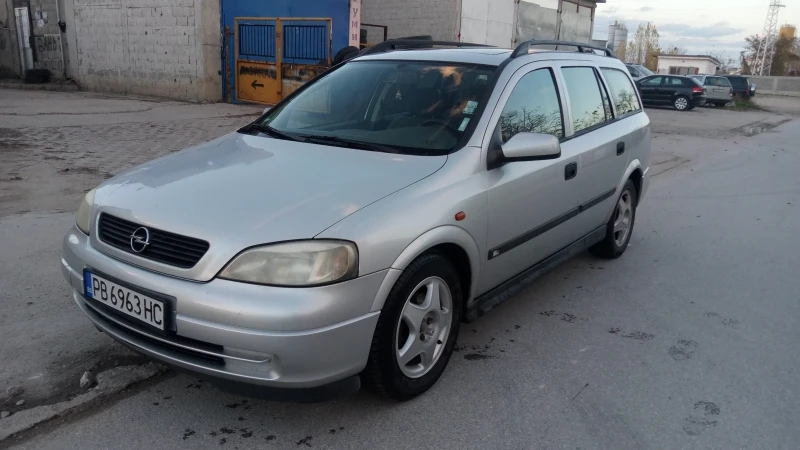 Opel Astra, снимка 3 - Автомобили и джипове - 52642732
