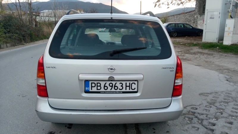Opel Astra, снимка 5 - Автомобили и джипове - 52642732