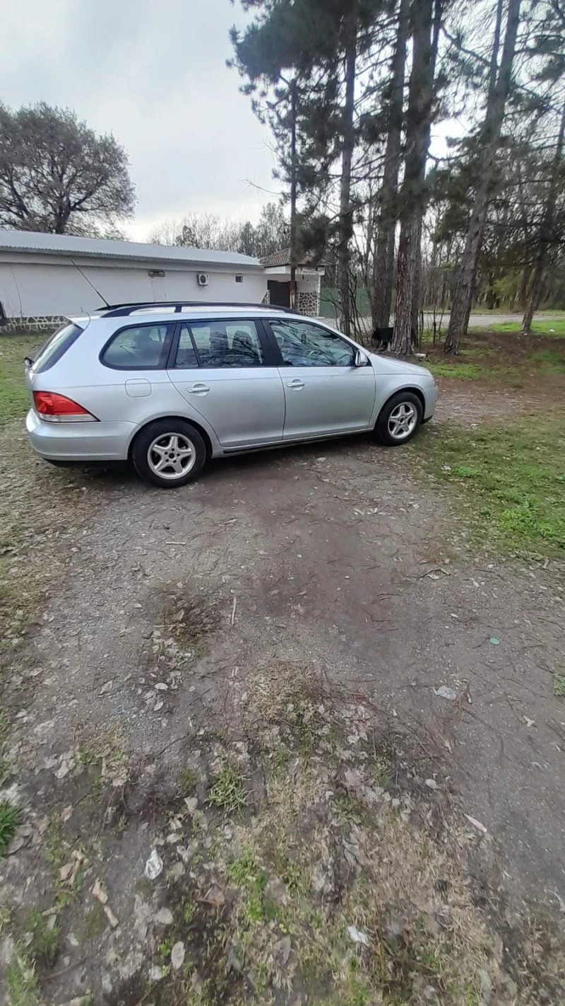 VW Golf Variant 1.9 TDI, снимка 6 - Автомобили и джипове - 52663184