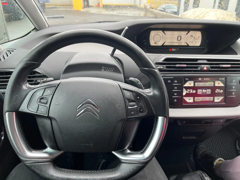 Citroen Grand C4 Picasso, снимка 8 - Автомобили и джипове - 52724602