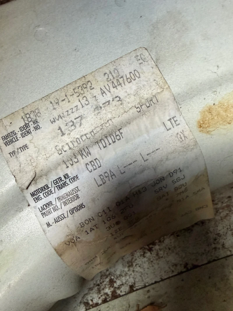 VW Scirocco 2.0tdi dsg, снимка 12 - Автомобили и джипове - 53092830