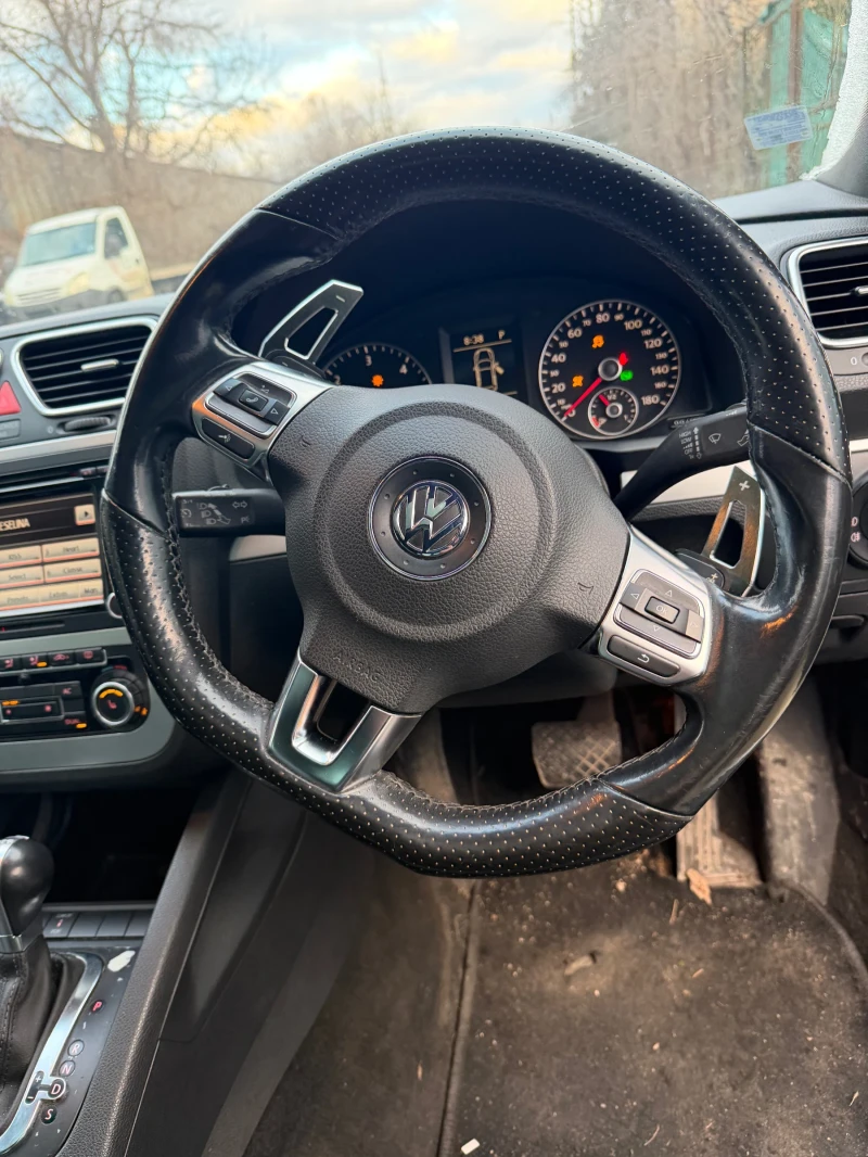 VW Scirocco 2.0tdi dsg, снимка 8 - Автомобили и джипове - 53092830