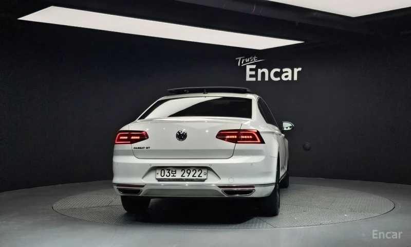 VW Passat, снимка 4 - Автомобили и джипове - 53166797