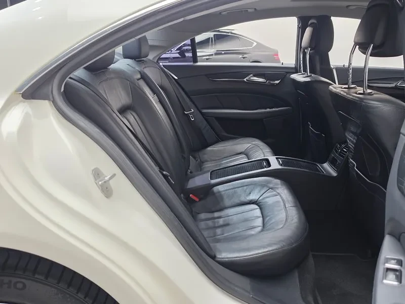 Mercedes-Benz CLS W218 Cls350, снимка 12 - Автомобили и джипове - 56017655
