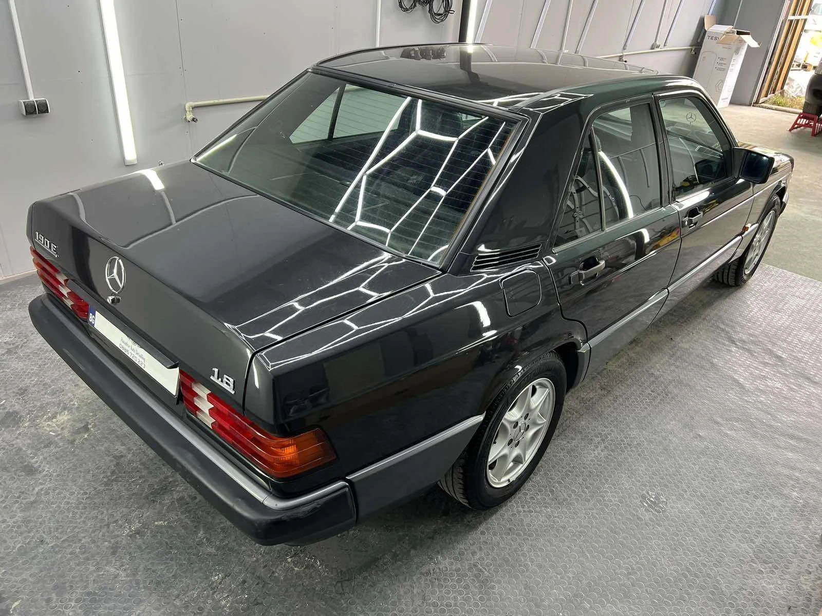 Mercedes-Benz 190 190 Е W 201 - изображение 2