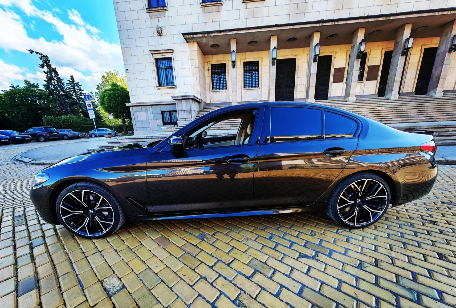 BMW 530 M5 Competition, 4х4, Facelift, Лизинг  - изображение 4