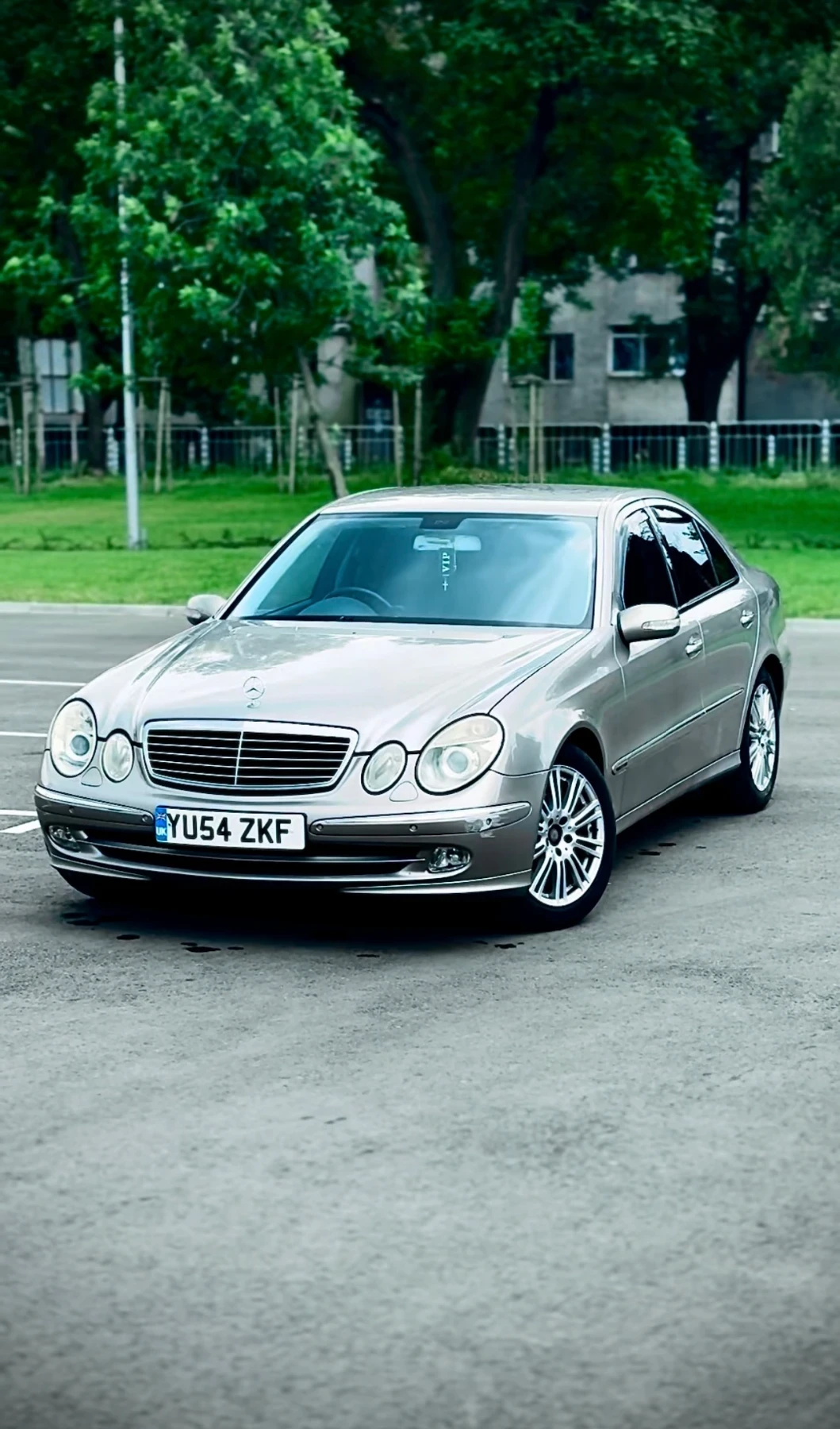Mercedes-Benz E 320 CDI Avantgarde - изображение 2