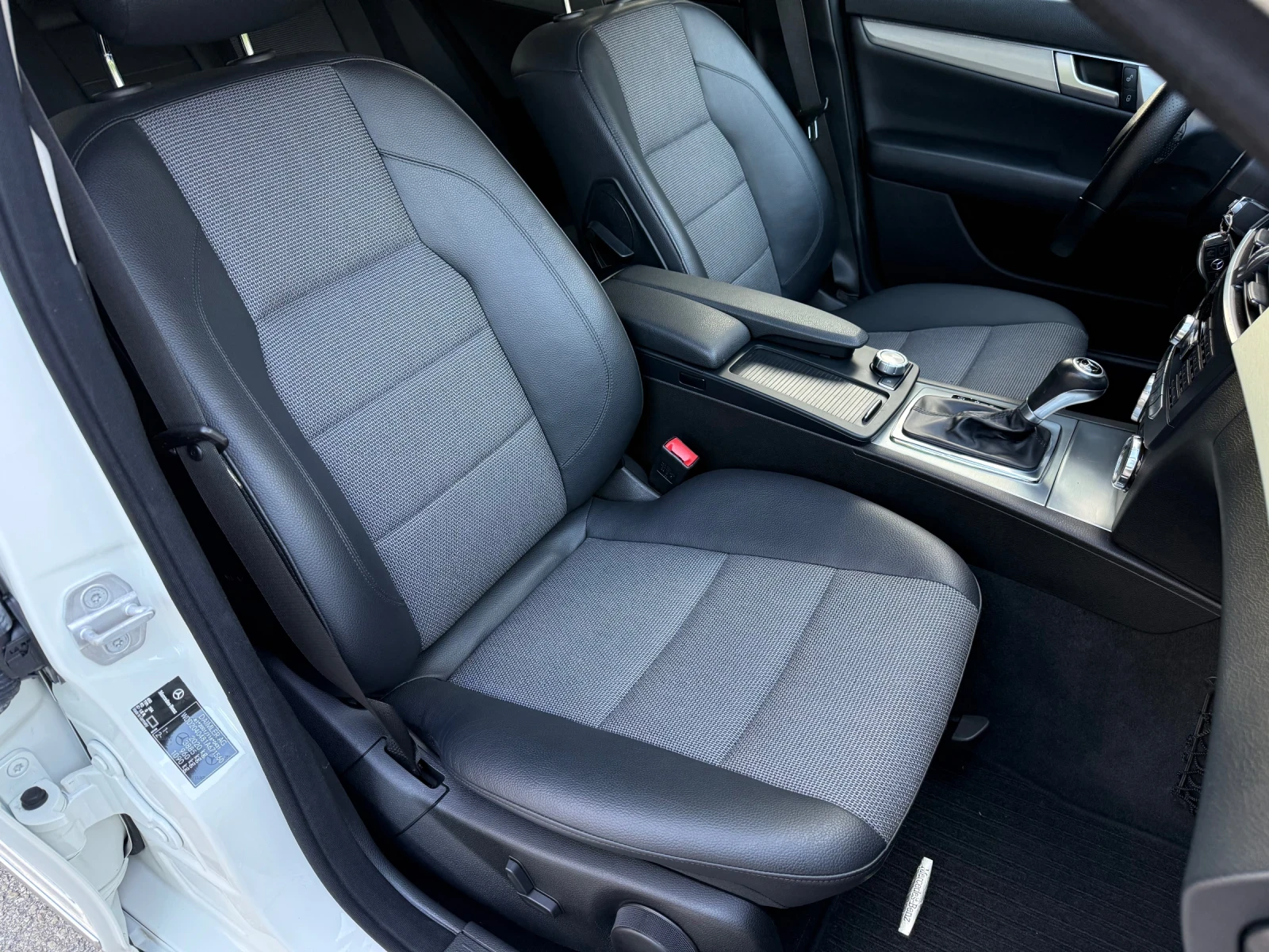 Mercedes-Benz C 200 i / AUTOMATIC / SWISS - изображение 10