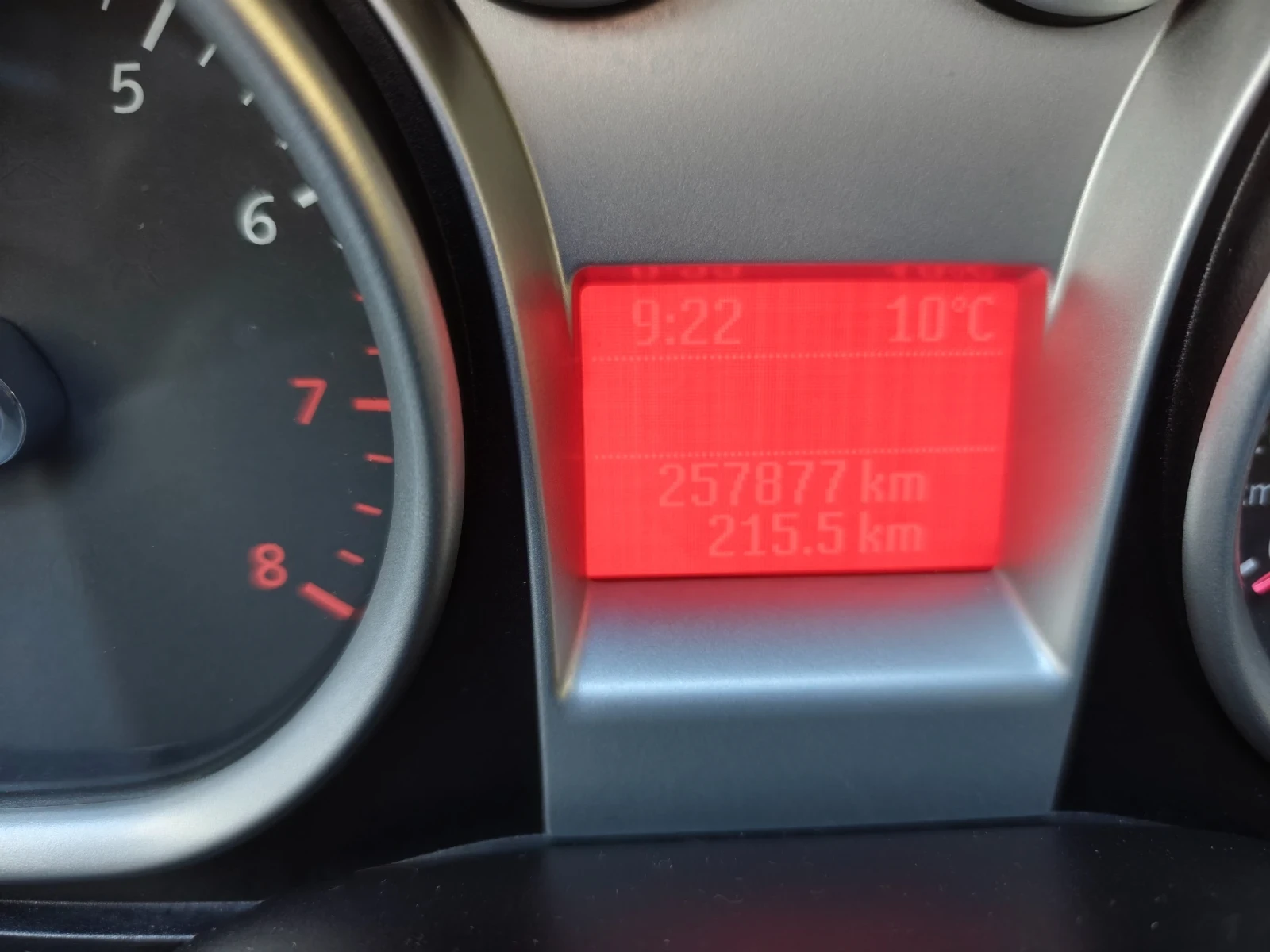 Ford Focus 1.6 - изображение 9