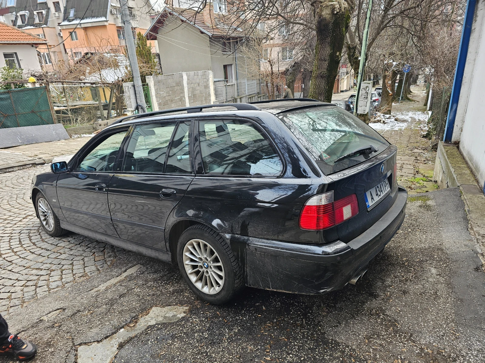 BMW 530 iA Touring - изображение 7