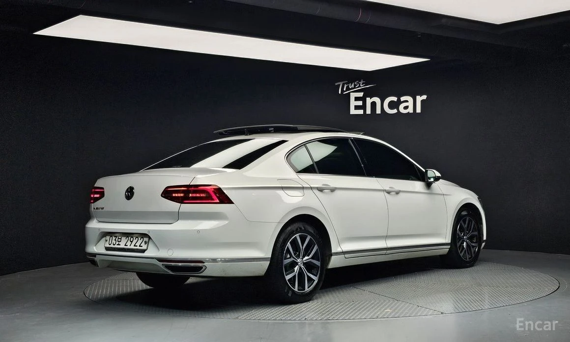 VW Passat  - изображение 2