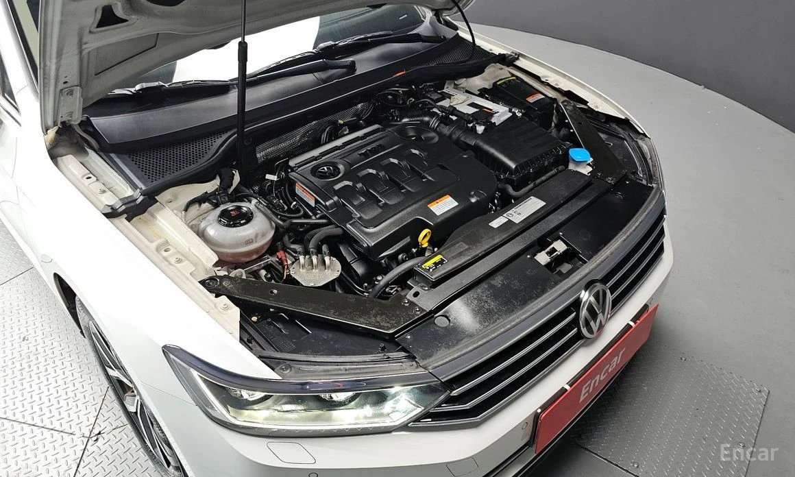 VW Passat  - изображение 6