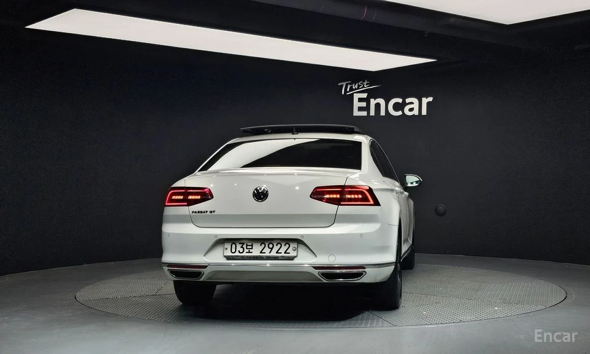 VW Passat  - изображение 4