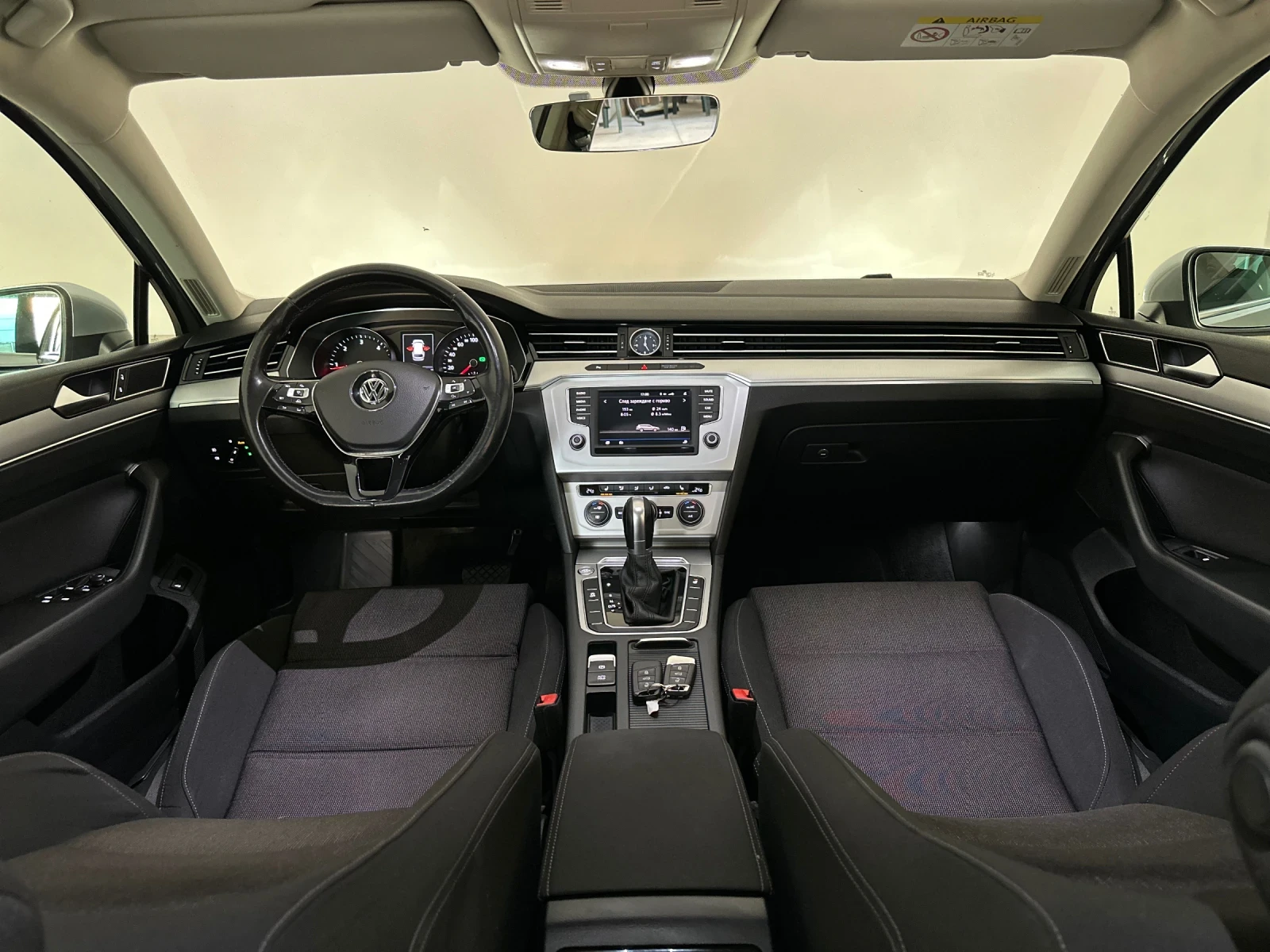 VW Passat B8/2.0D/Hi-Line/Distronic/Full/LED/MATRIX/�������� | Mobile.bg � ����������� 10
