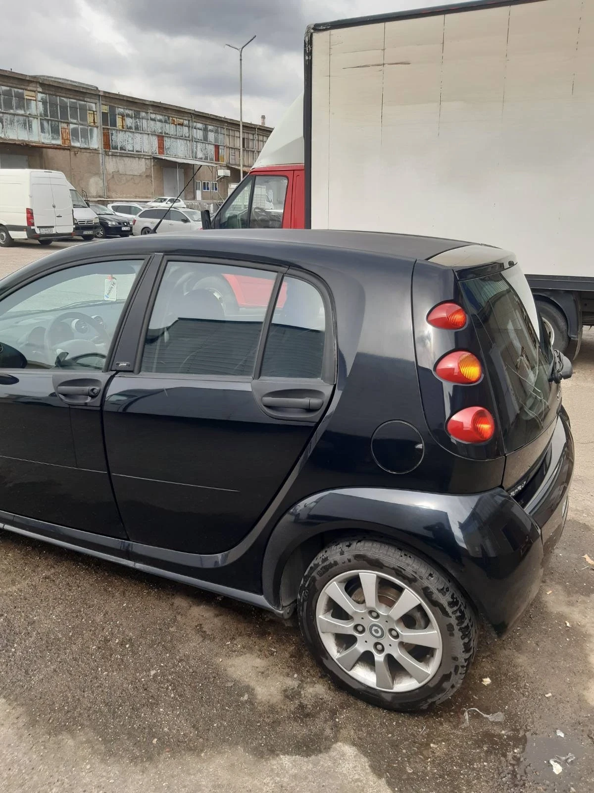 Smart Forfour, снимка 2 - Автомобили и джипове - 53913743