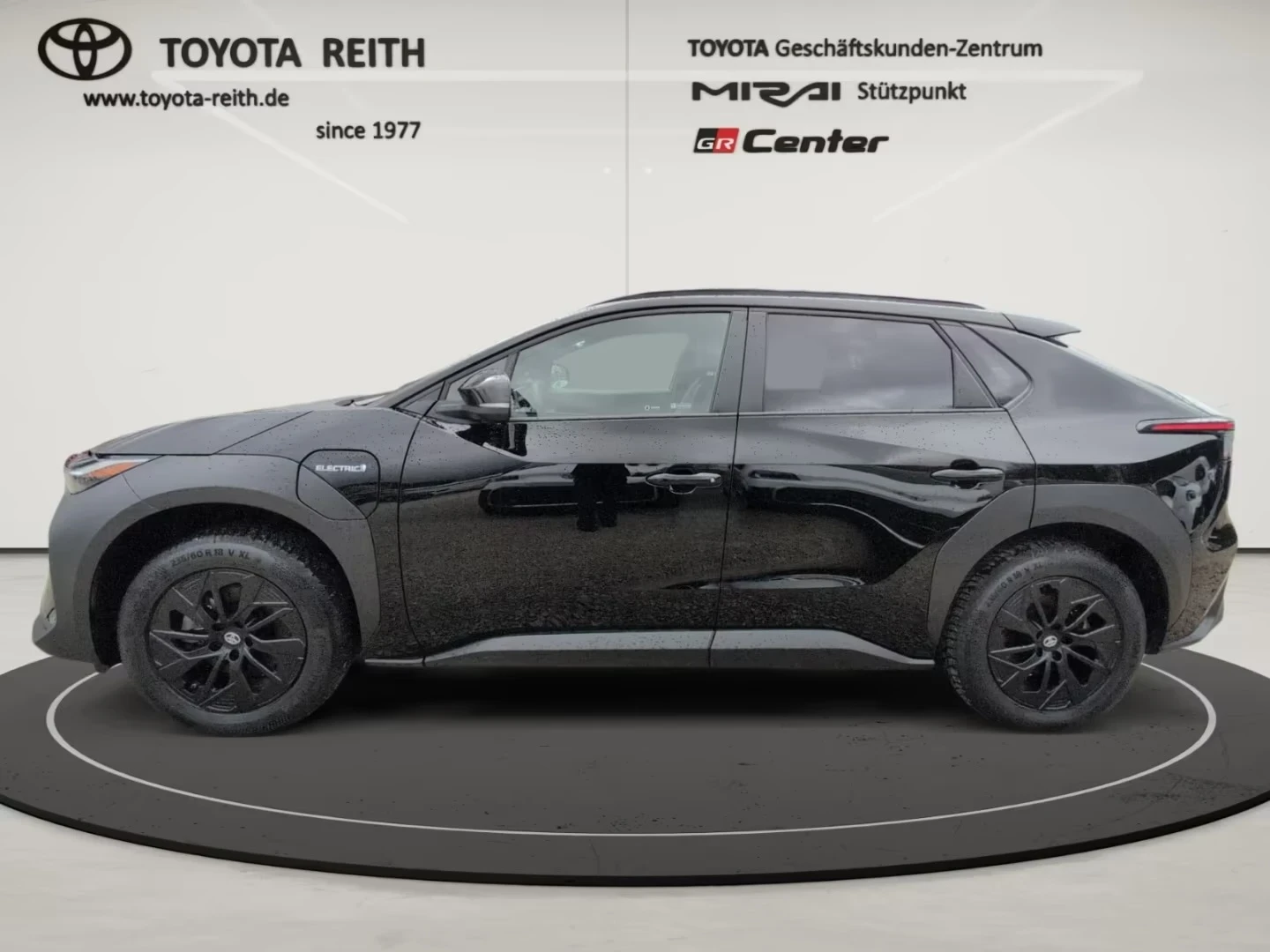 Toyota bZ4X FWD 360 LED Keyless Winter Package Blind Spot, снимка 4 - Автомобили и джипове - 54115364