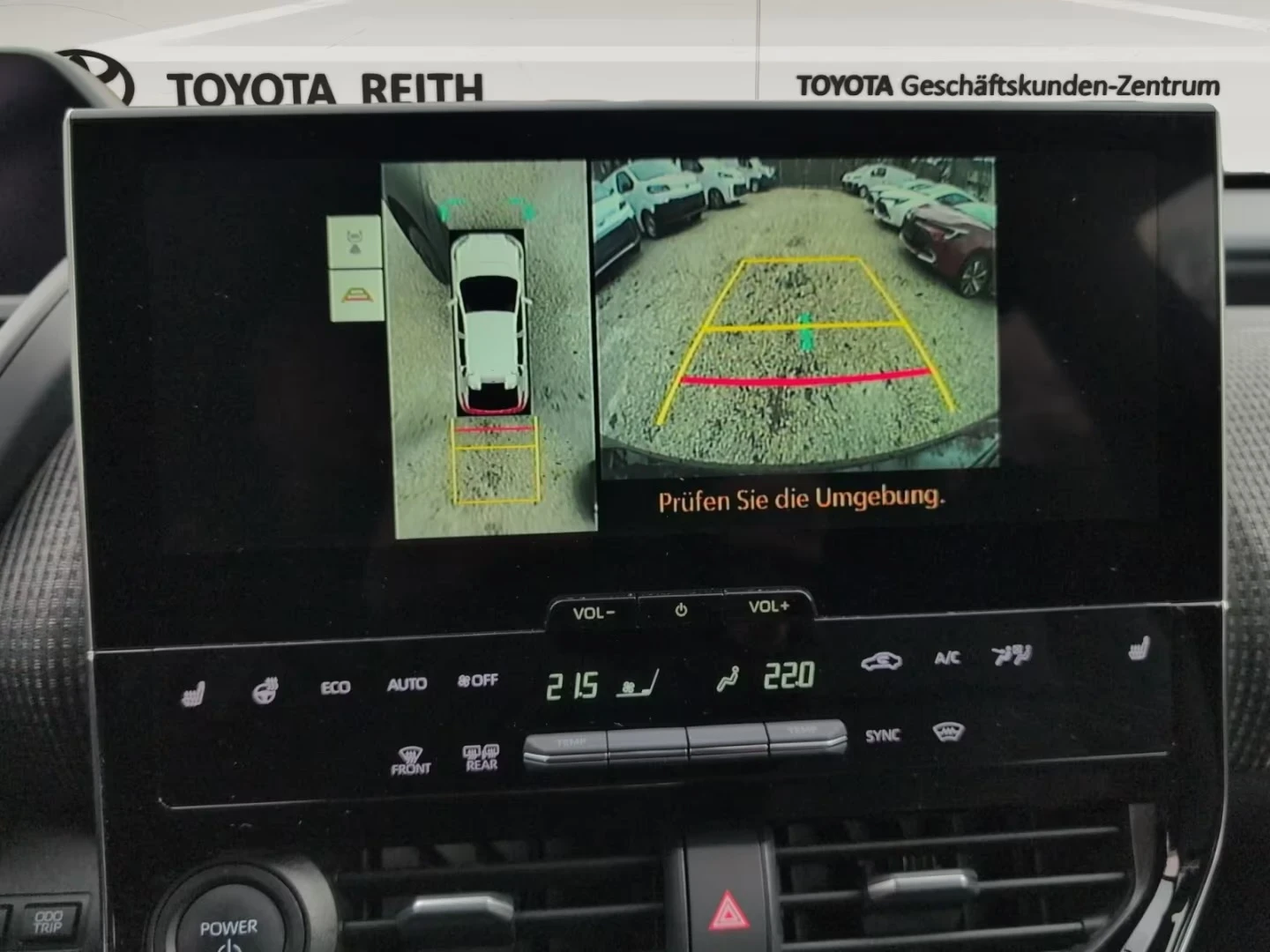 Toyota bZ4X FWD 360 LED Keyless Winter Package Blind Spot, снимка 14 - Автомобили и джипове - 54115364