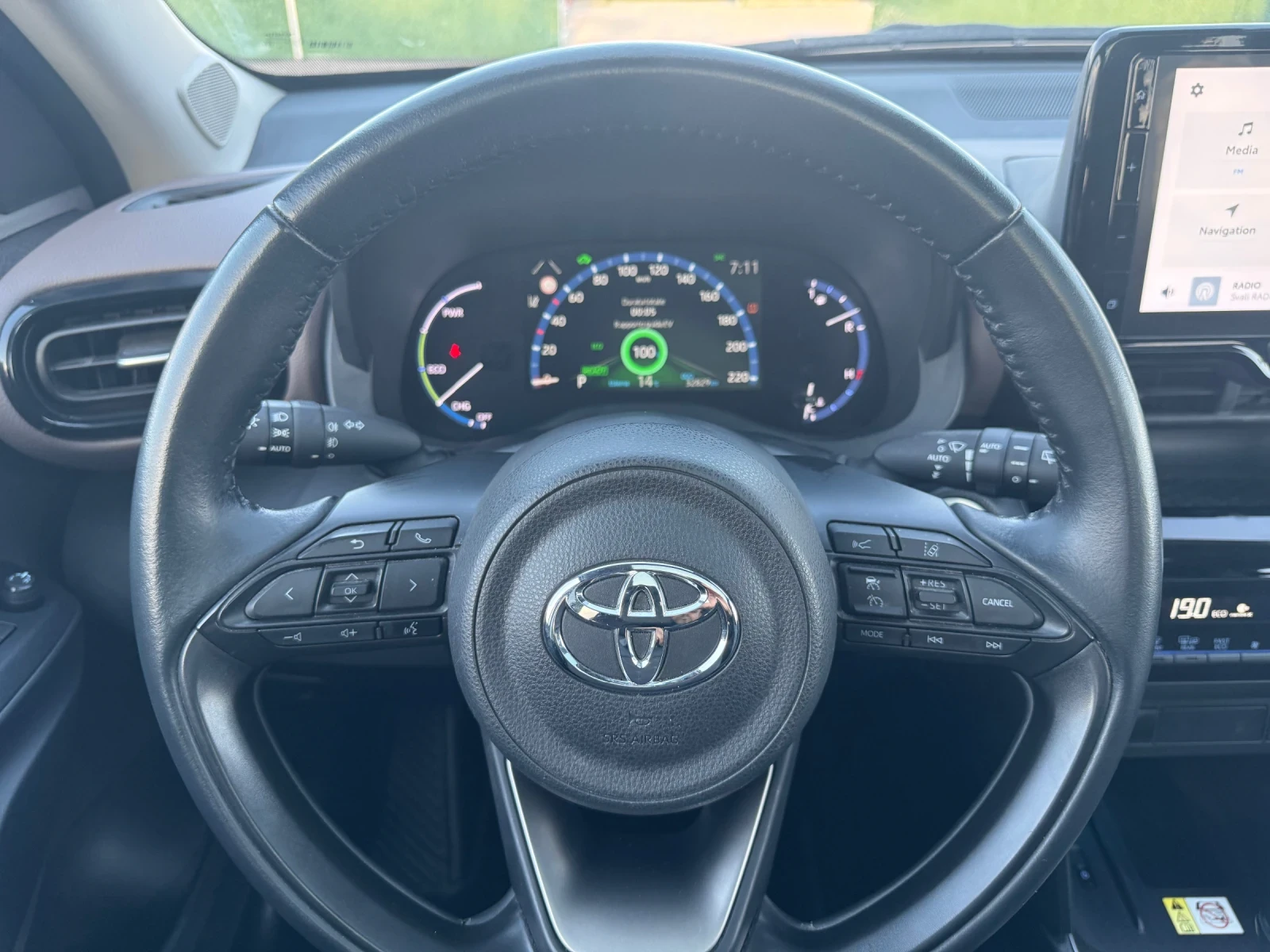 Toyota Yaris Cross 1.5i - Hybrid / �������� / ��������� | Mobile.bg � ����������� 16