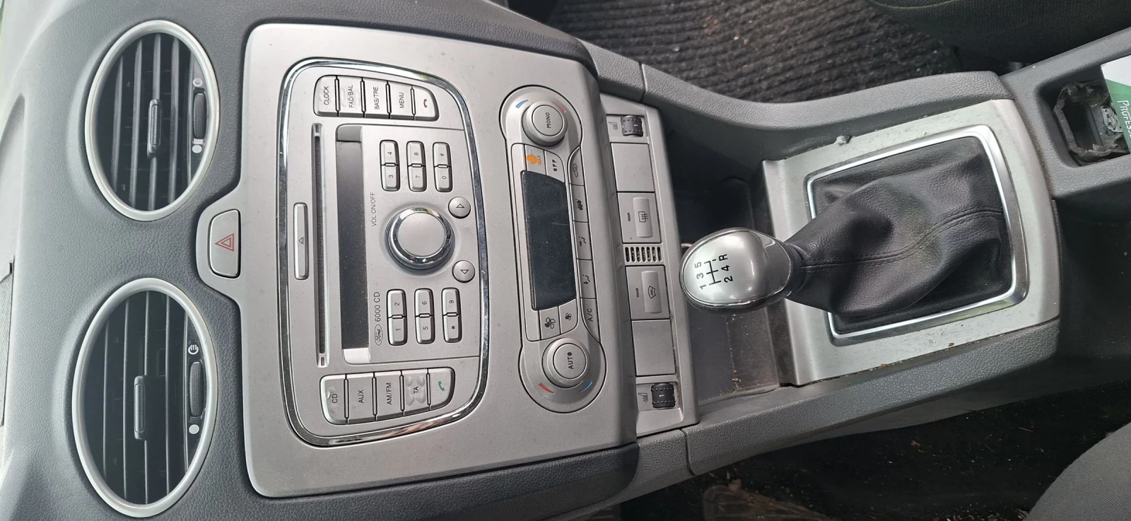 Ford Focus 1.6TDCI 110�.� ������� ����� � ��������  | Mobile.bg � ����������� 6