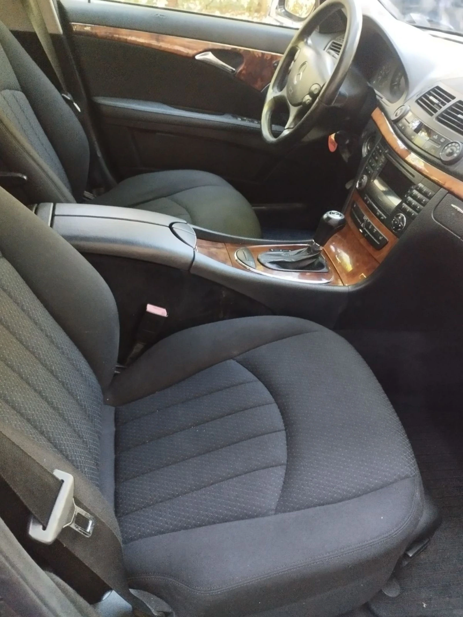 Mercedes-Benz E 220 220 cdi, снимка 6 - Автомобили и джипове - 54448250