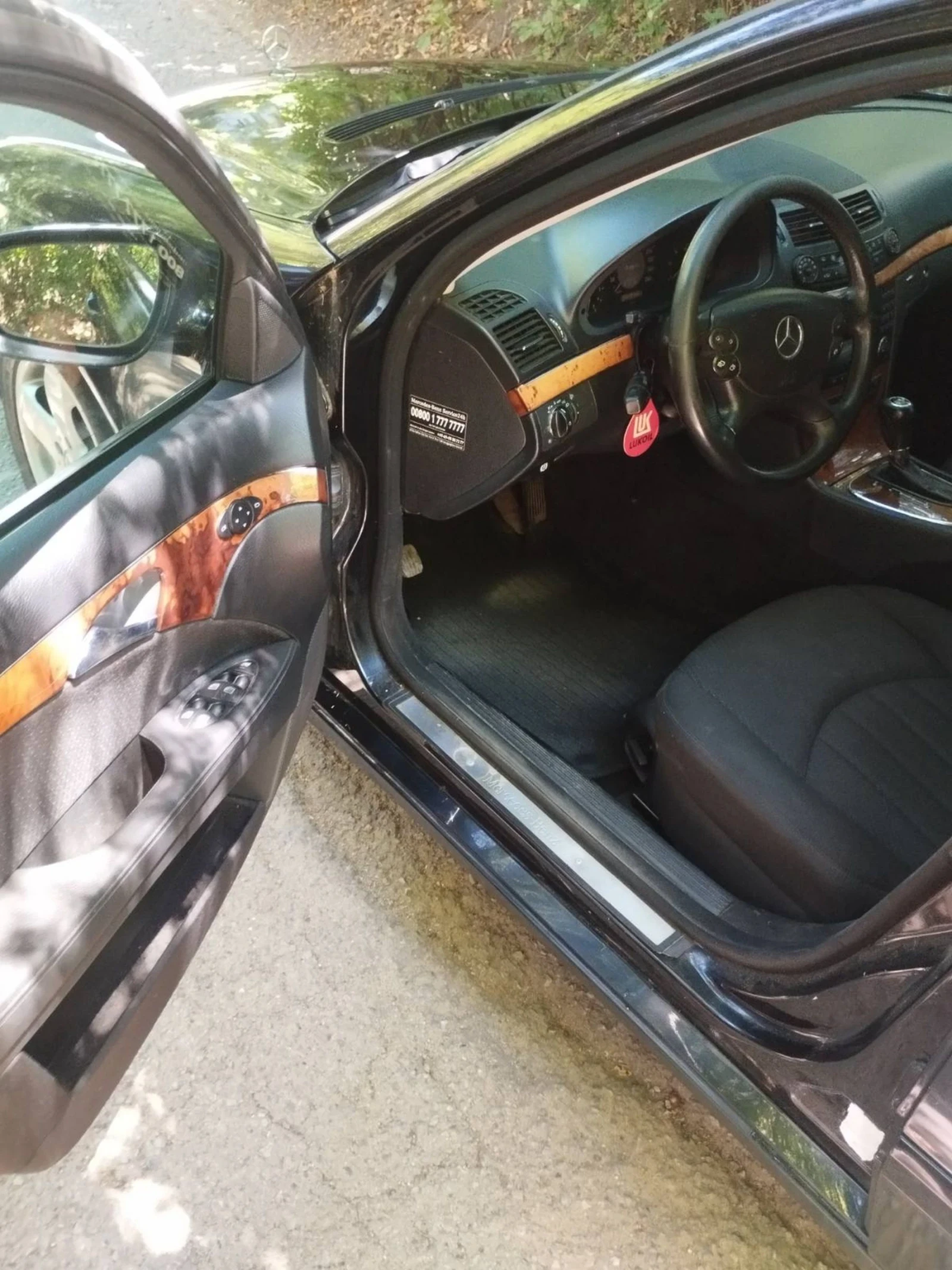 Mercedes-Benz E 220 220 cdi, снимка 9 - Автомобили и джипове - 54448250