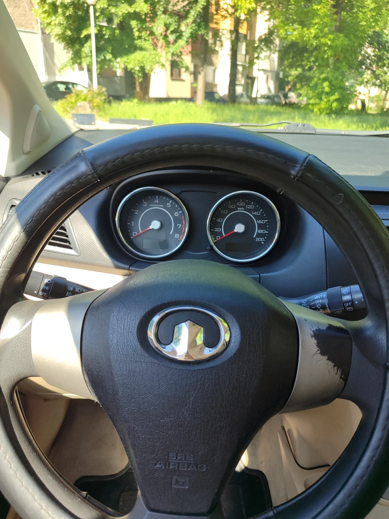 Great Wall Voleex C10 1.5, снимка 15 - Автомобили и джипове - 54510923