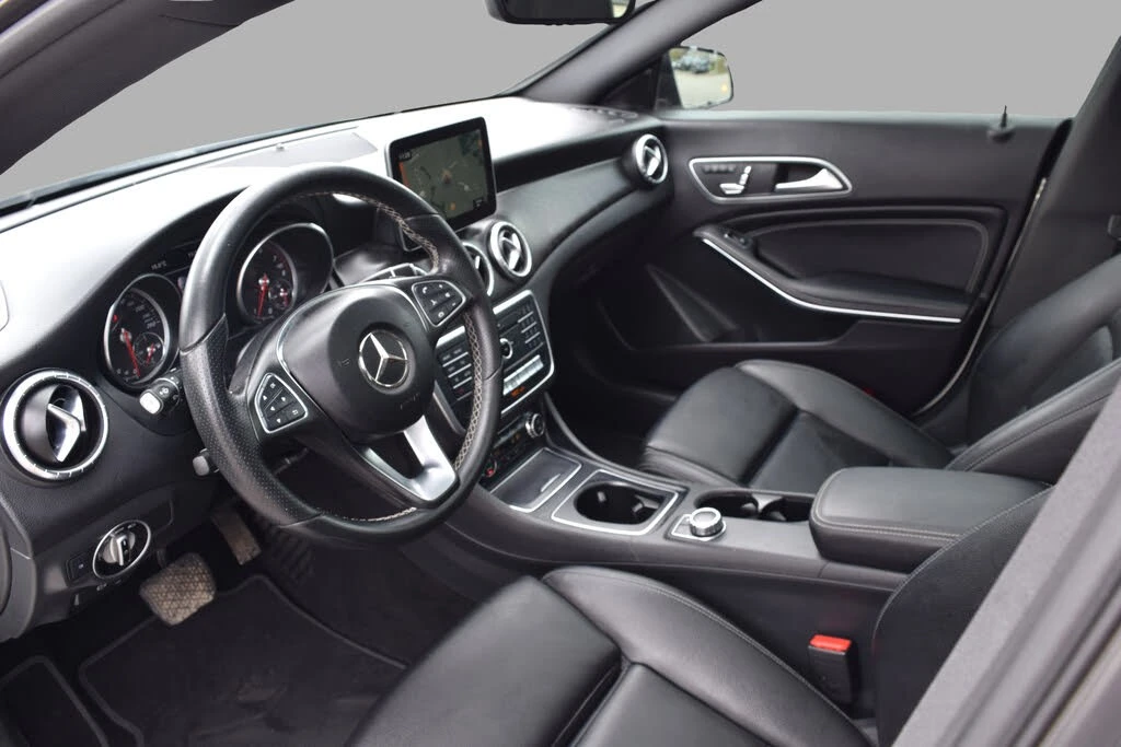 Mercedes-Benz CLA 250 4MATIC* AвтоКредит * (ЦЕНА ДО БГ), снимка 12 - Автомобили и джипове - 54543110