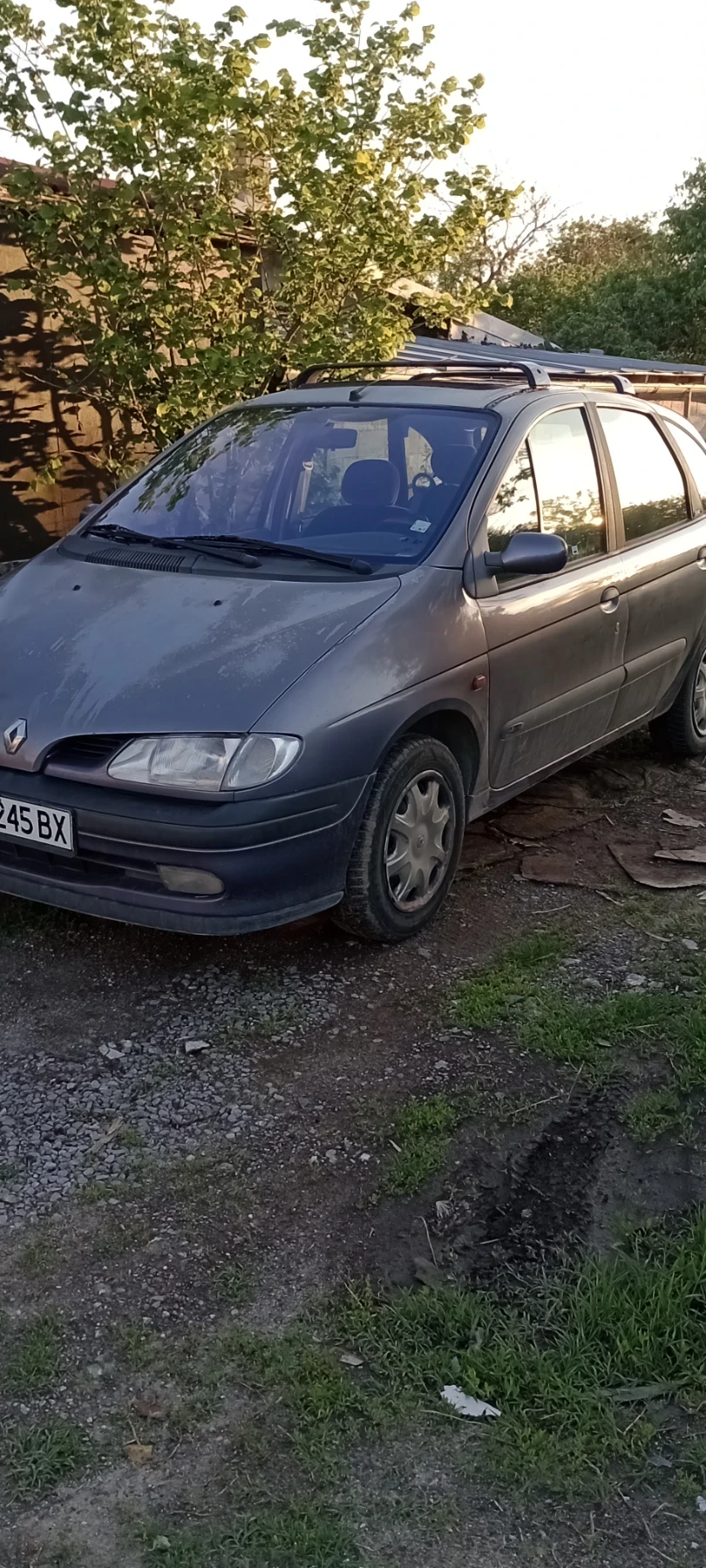 Renault Scenic, снимка 2 - Автомобили и джипове - 54663402
